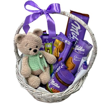 Milka's basket with a bear