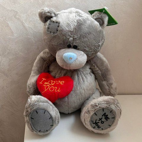 Ведмедик Тедді з сердечком, 25 см